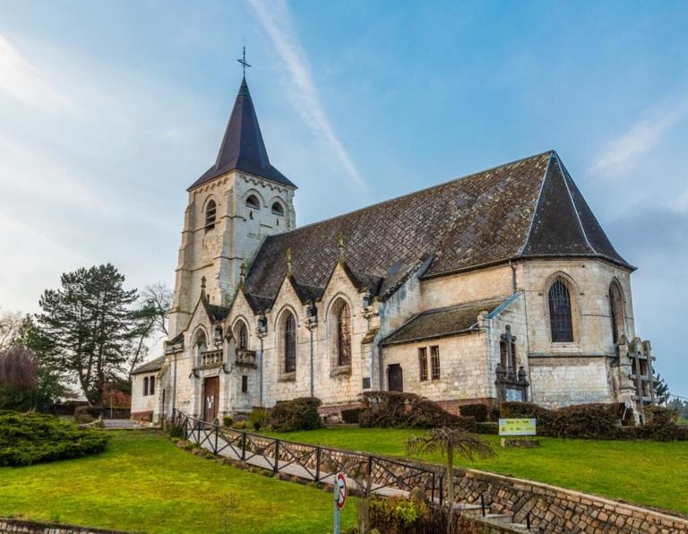 Bouvigny boyeffles eglise vue generale galleryimg